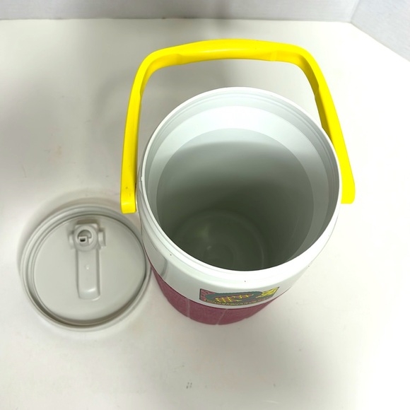 Coleman | 90’s Pink Retro Design Water Mug | Travel Carry Bottle | Handled Cup - Picture 9 of 11